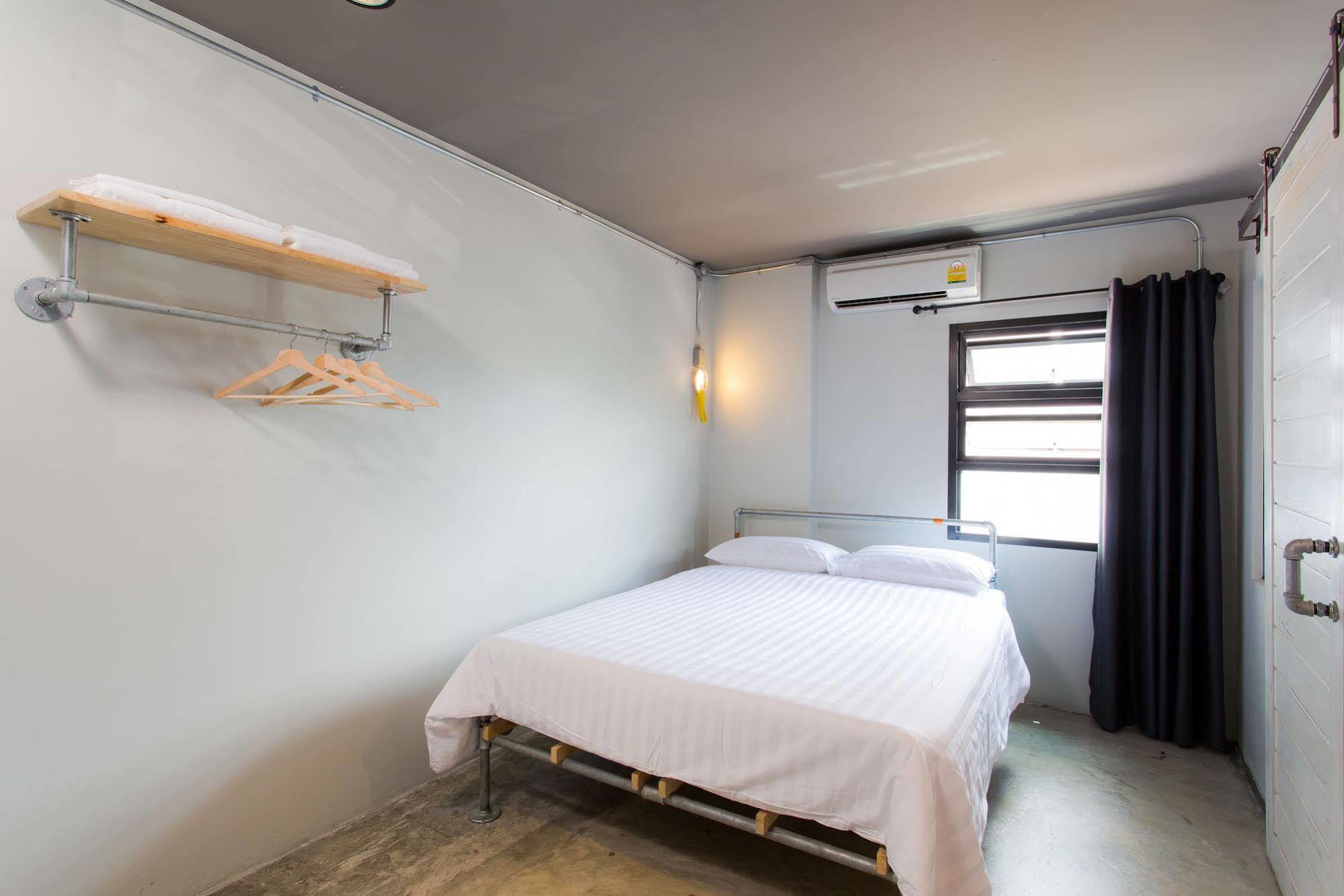 Bloo Hostel Phuket Eksteriør bilde